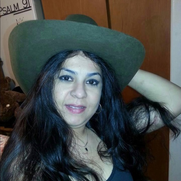 Vintage cowgirl hat main image 10